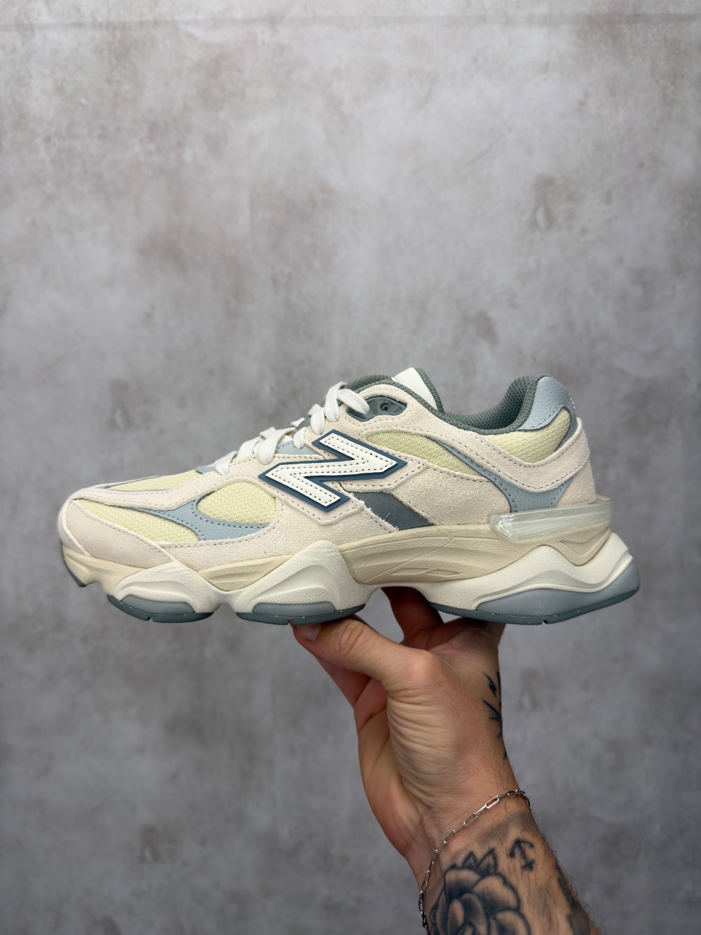 New Balance 9060 Light Green Beige — 35, Novo