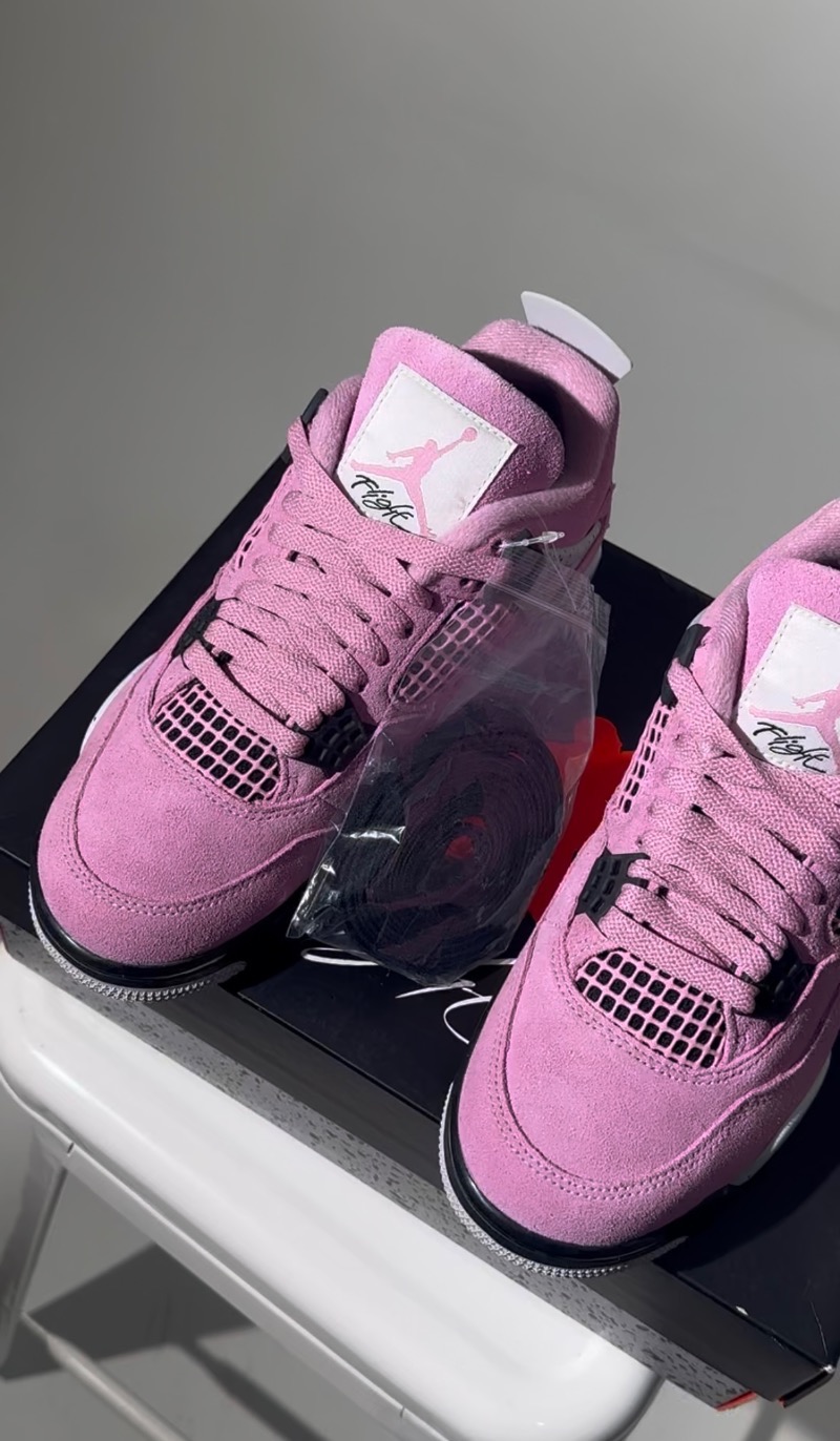 Foto 2 de Air Jordan 4 Orchid — 35.5, Novo