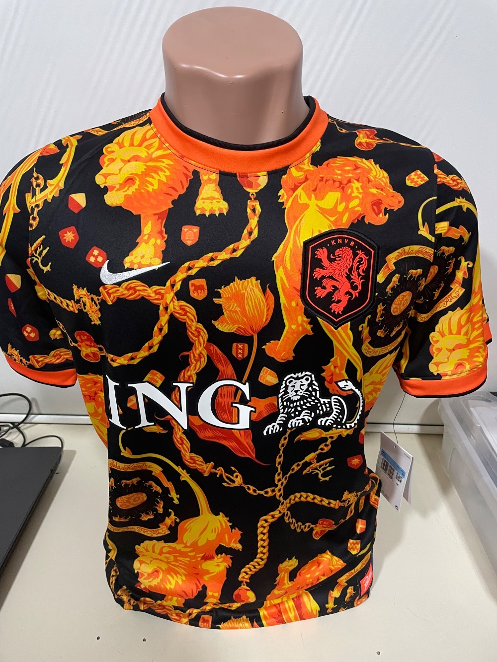 Holanda x Patta x Nike Camiseta Dri-FIT Academy Pro Pré-Jogo Orange — M, Novo
