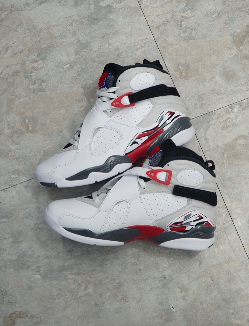 Air Jordan 8 White True Red — 41, Novo