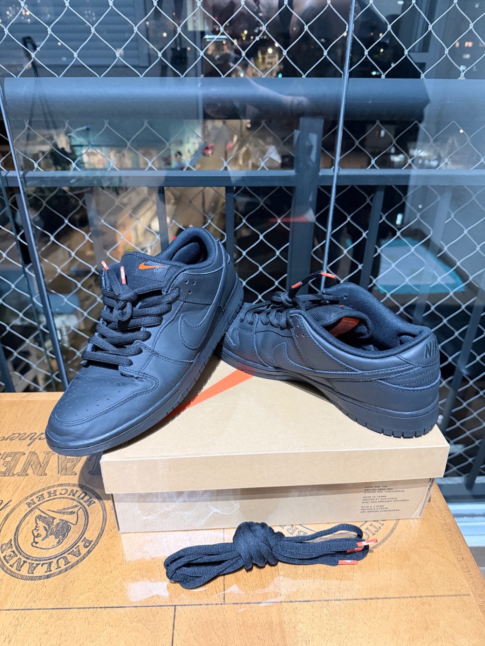 Nike SB Dunk Low Pro Triple Black — 44, Usado