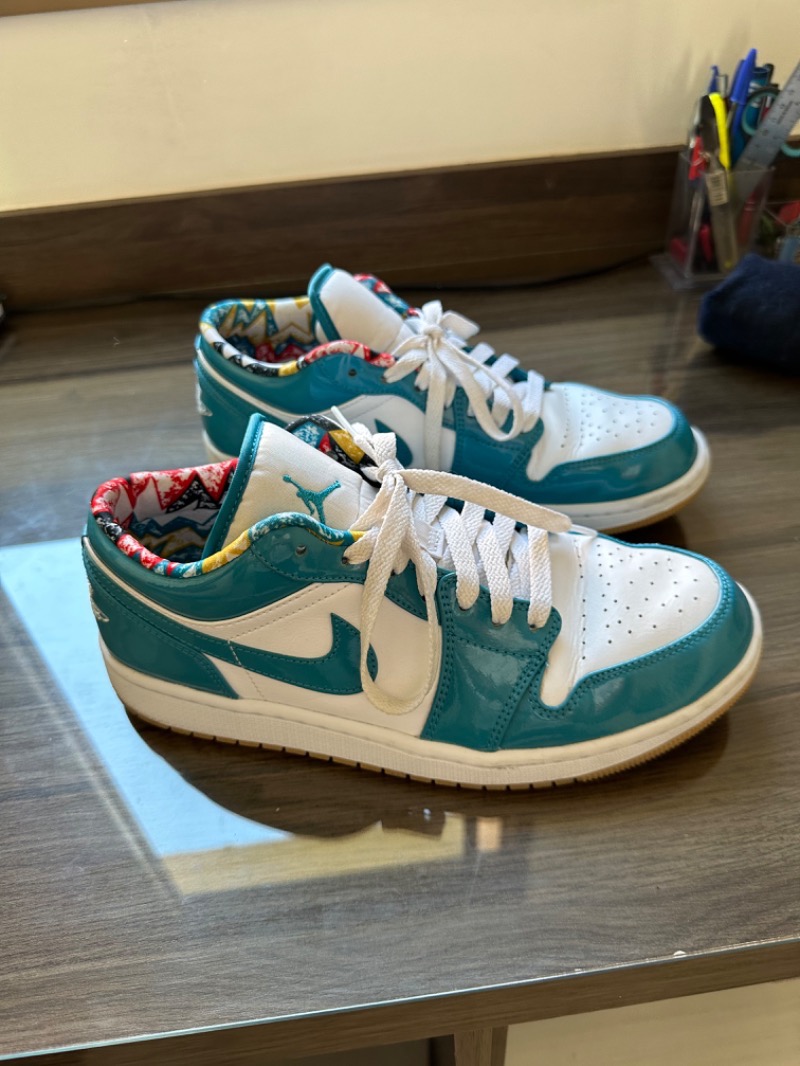 Air Jordan 1 Low Barcelona — 41, Usado