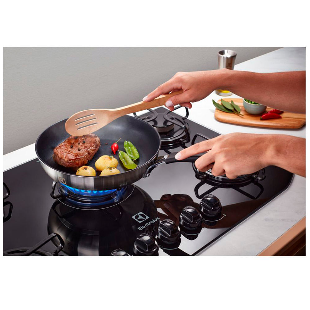 Foto 5 de Frigideira Antiaderente em Aço Inox com 24cm - Electrolux