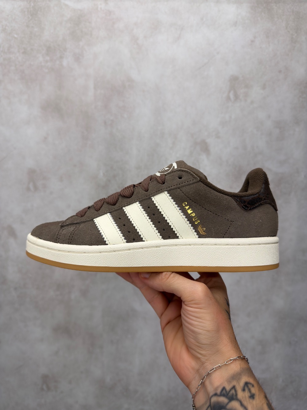 adidas Campus 00s Earth Strata Off White Aurora Coffee — 35 / 37 / 38 / 39 / 40 / 41 / 42, Novo