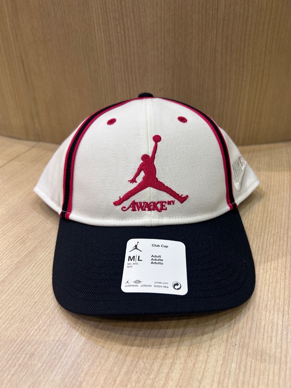 Awake NY x Air Jordan Boné Club Sail University Red — Único, Novo