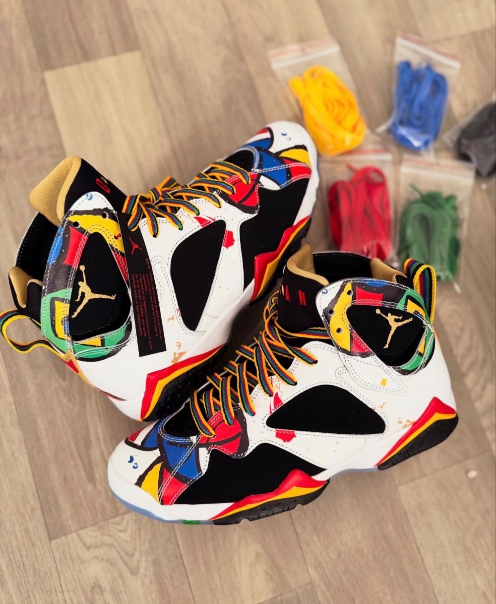 Air Jordan 7 Retro Miro Multicolor — 39, Novo