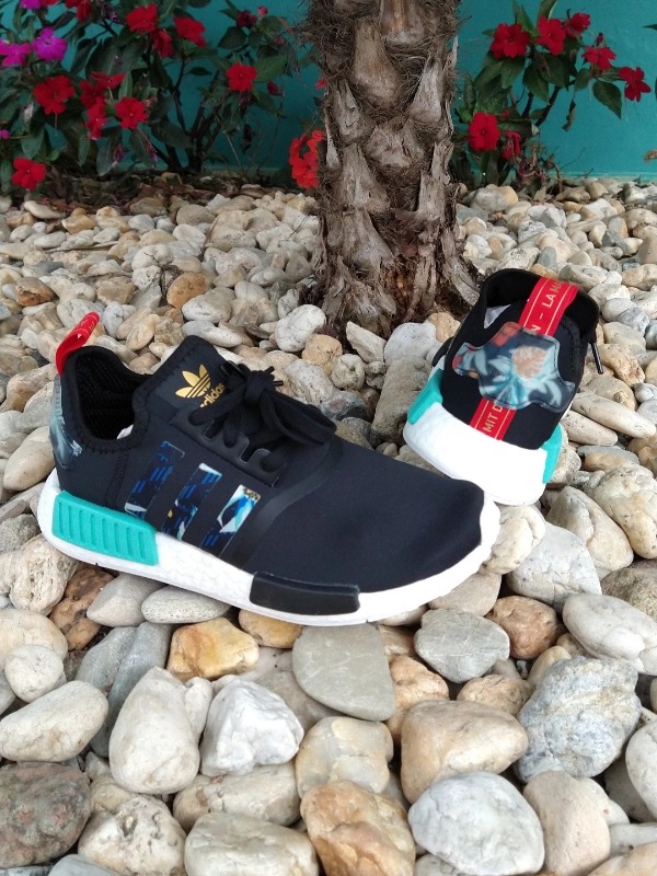 HER Studio London x adidas NMD_R1 Core Black Acid Mint — 36 / 37 / 38 / 39, Novo