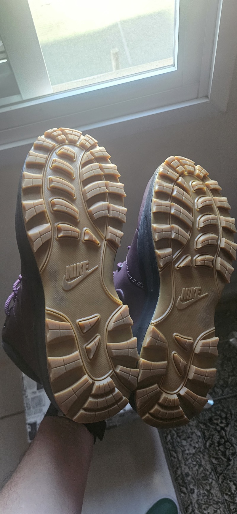 Foto 4 de Nike Manoa Burgundy Crush — 41, Usado