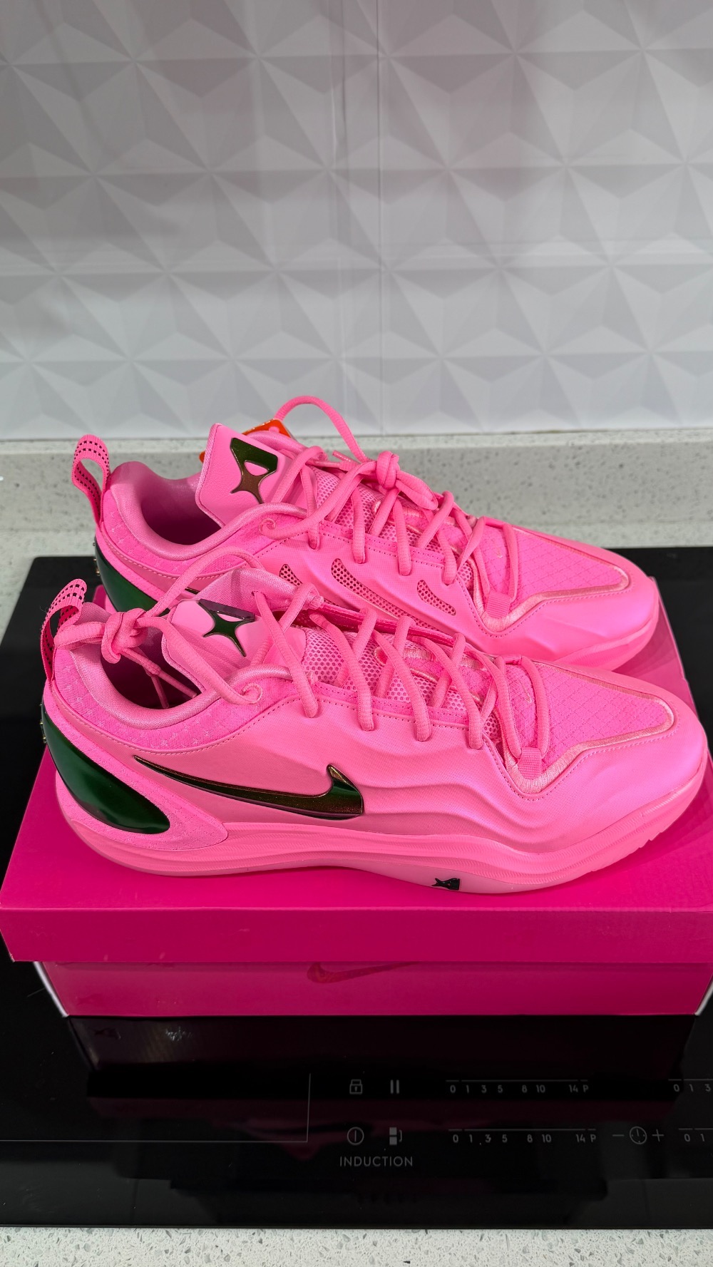 Nike A’Two A'ja Pink Beam Black — 44, Novo