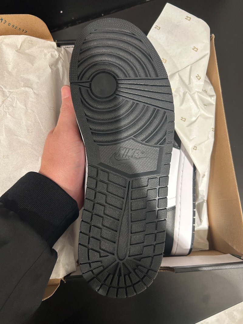 Foto 5 de Air Jordan 1 Low Black Medium Grey — 43, Novo