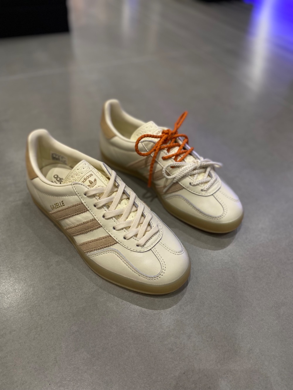 adidas Gazelle Indoor Cream White Magic Beige Cardboard — 34 / 35 / 36 / 37 / 38 / 39, Novo