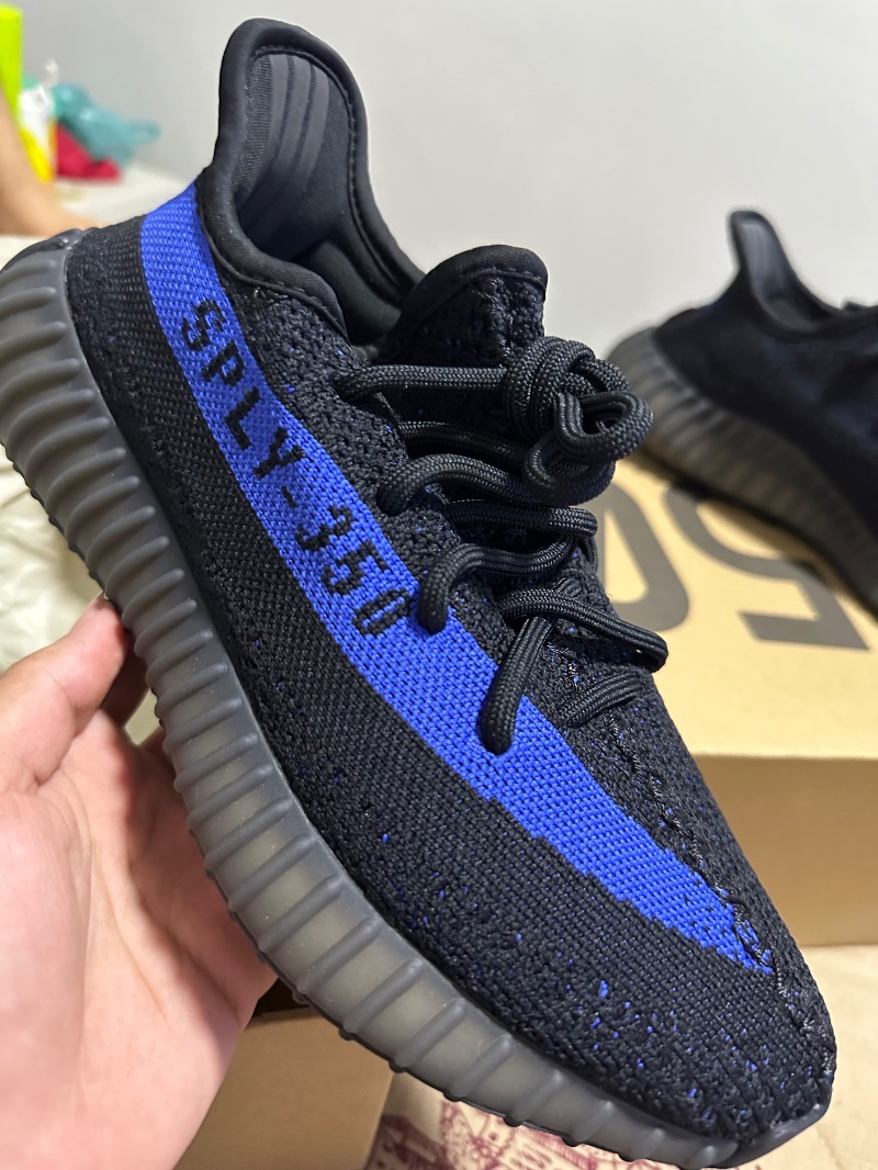 Foto 2 de Yeezy Boost 350 V2 Dazzling Blue — 36, Novo