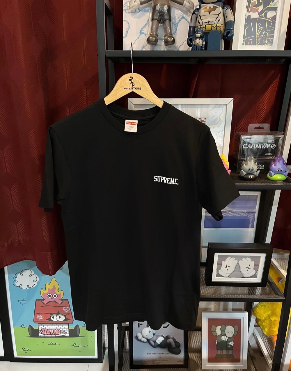Mike Kelley x Supreme Camiseta Banner Black SS26-W8 — XG, Novo