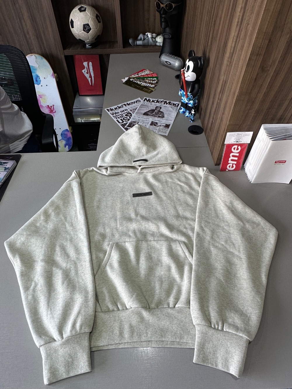 Moletom Fear of God Essentials Classic Fleece Heather Stone — G, Novo
