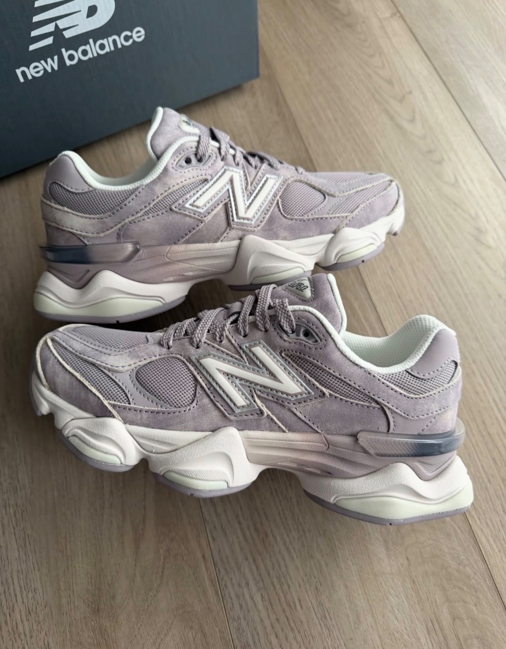 New Balance 9060 Truffle Salt — 34, Novo