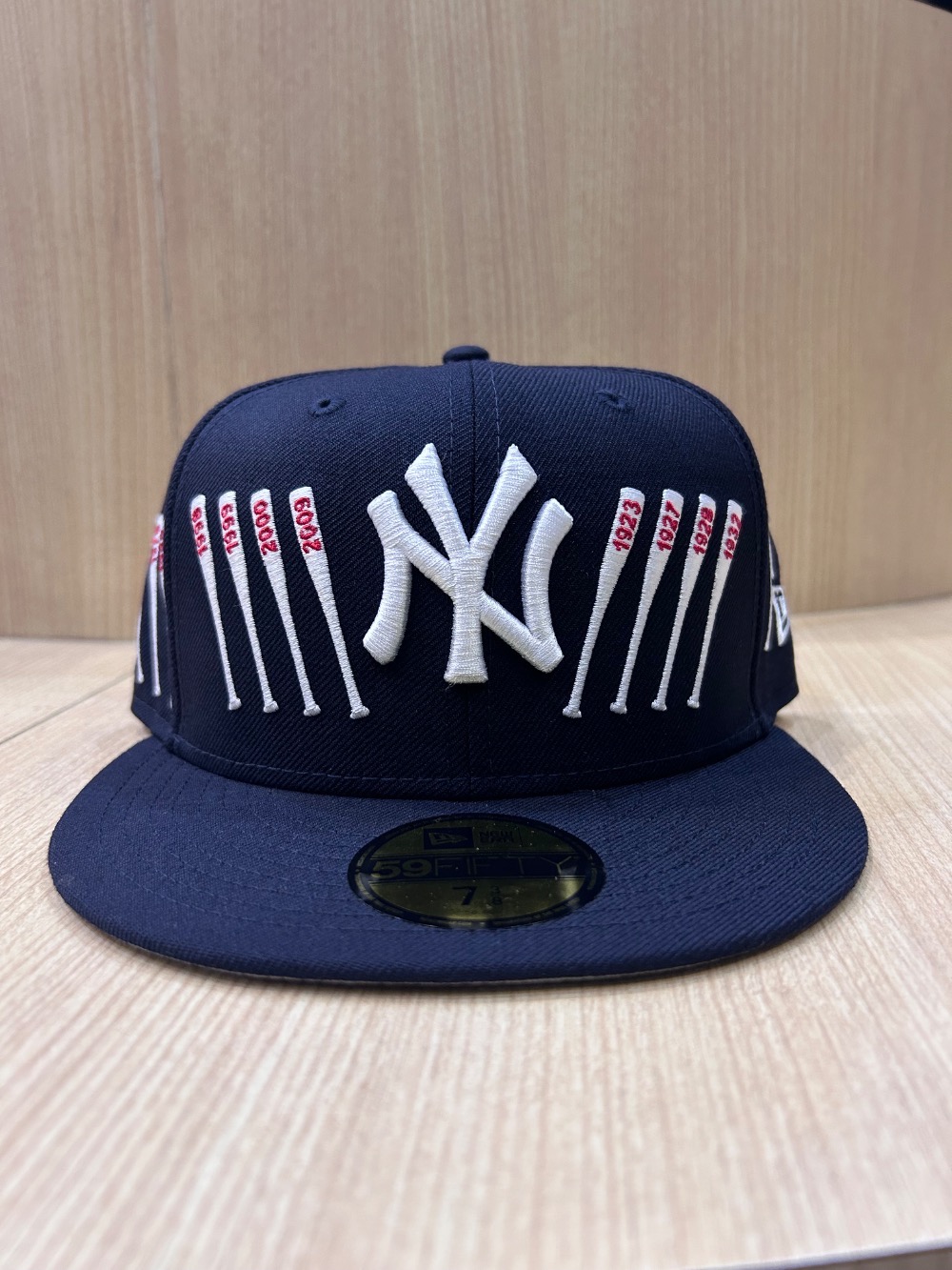 Spike Lee x New Era Boné 59FIFTY New York Yankees Bats Marine — 7-1/2, Novo