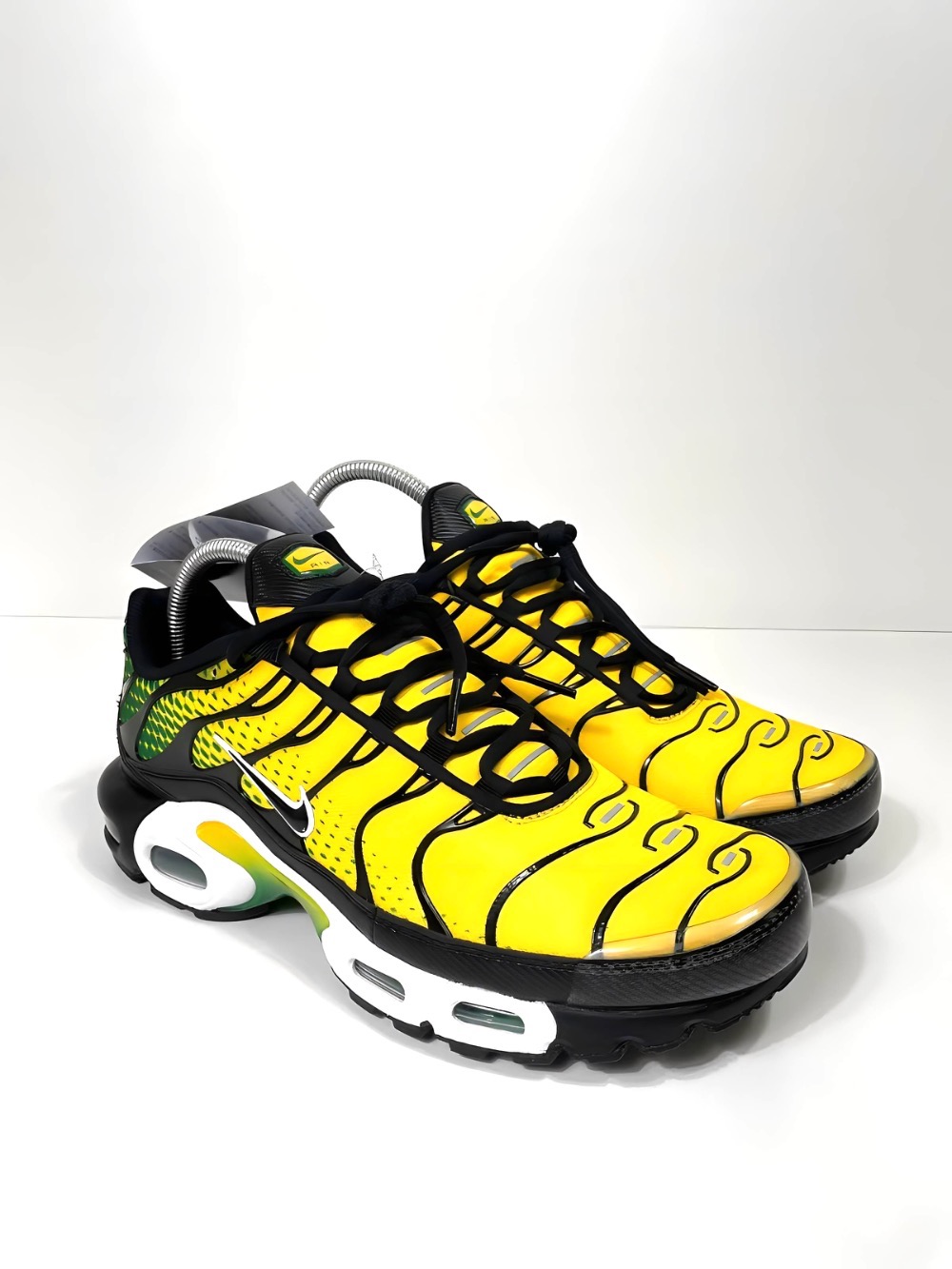 Nike Air Max Plus Varsity Maize Pine Green White Black — 40.5, Novo