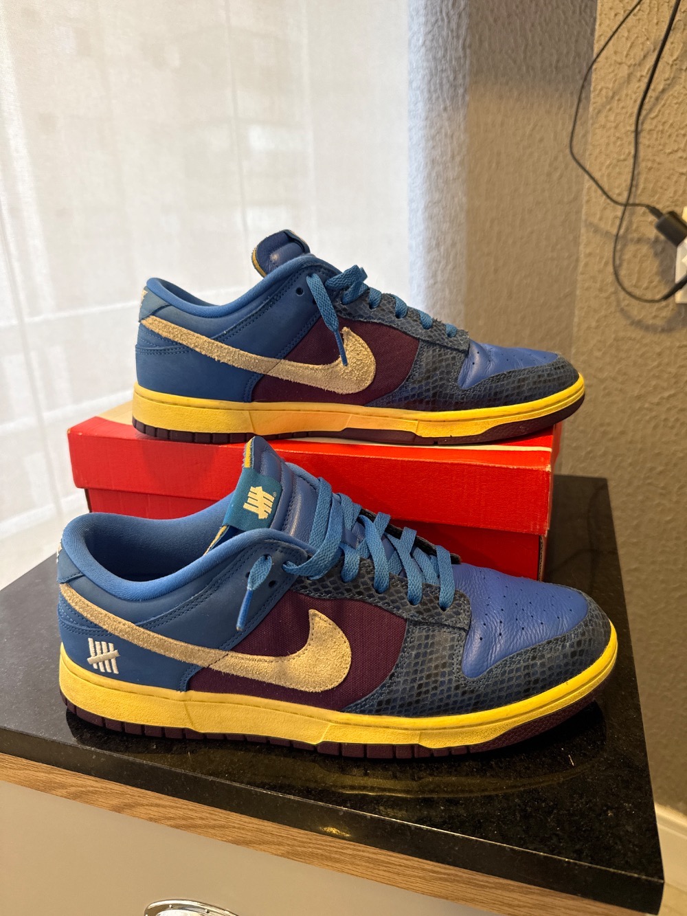 Undefeated x Nike Dunk Low SP 5 On It — 44, Usado