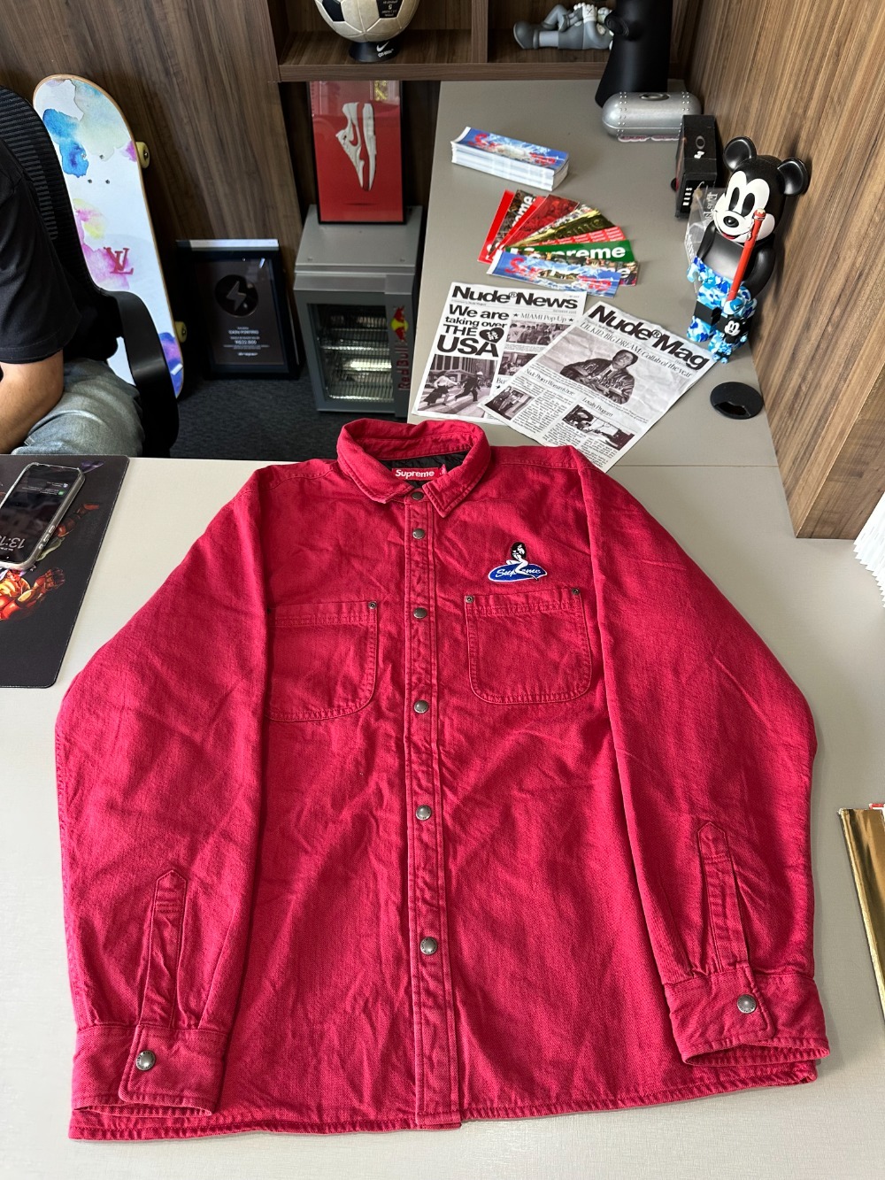 Jaqueta Supreme Quilted Lined Denim Red SS26-W3 — G, Novo