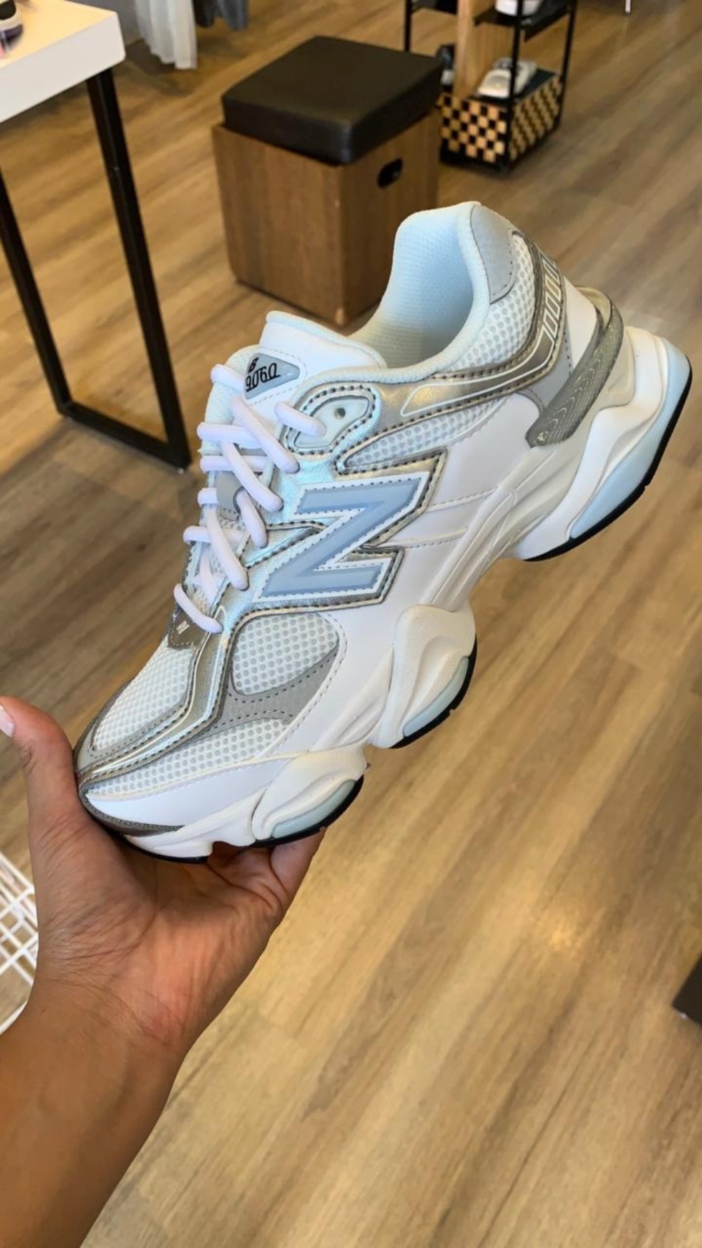 New Balance 9060 Beige Light Blue — 34 / 36 / 37 / 38 / 39 / 42 / 43 / 44, Novo