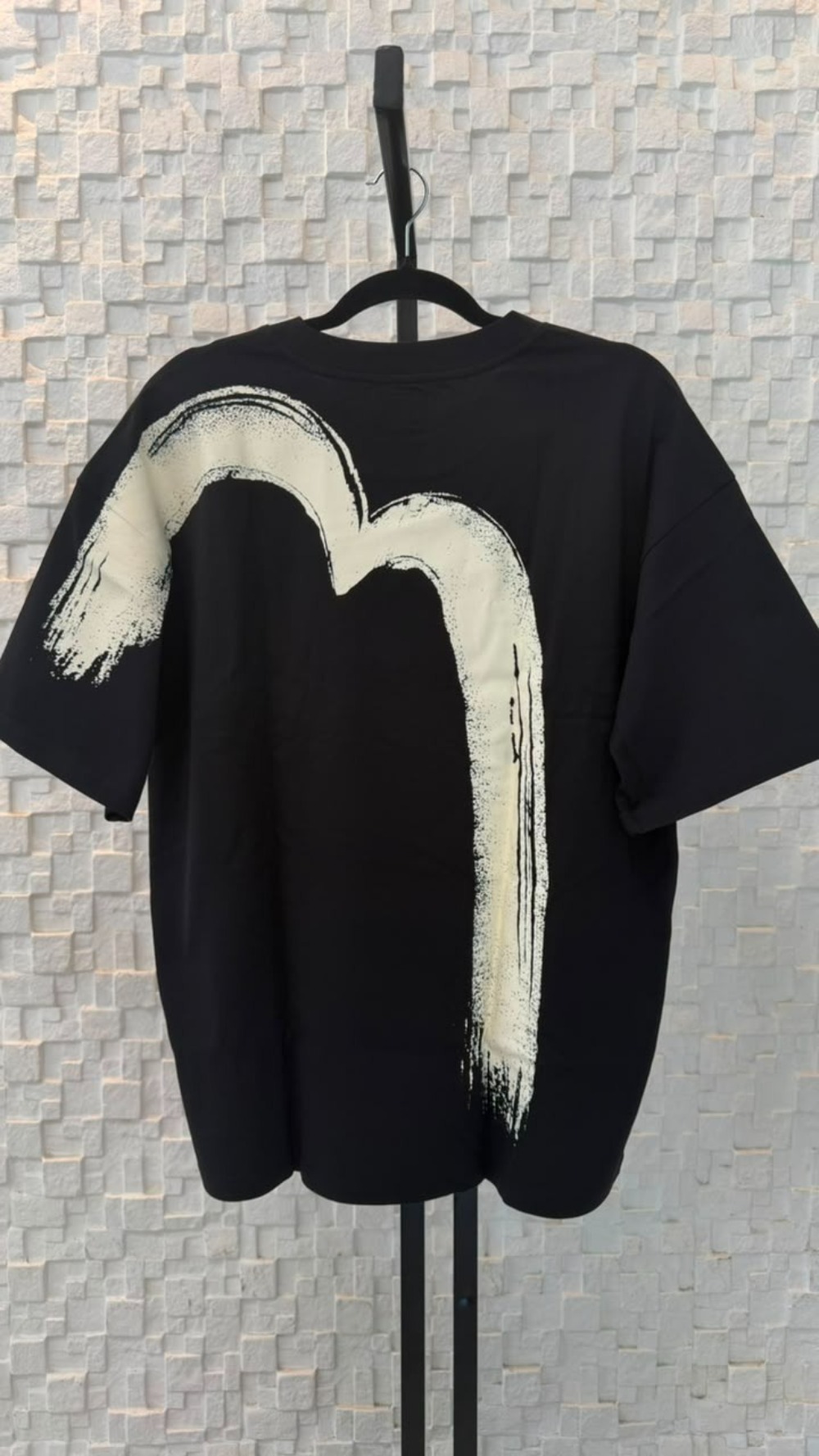 Camiseta Evisu Hand-Brushed Daicock Print Black — XG, Novo