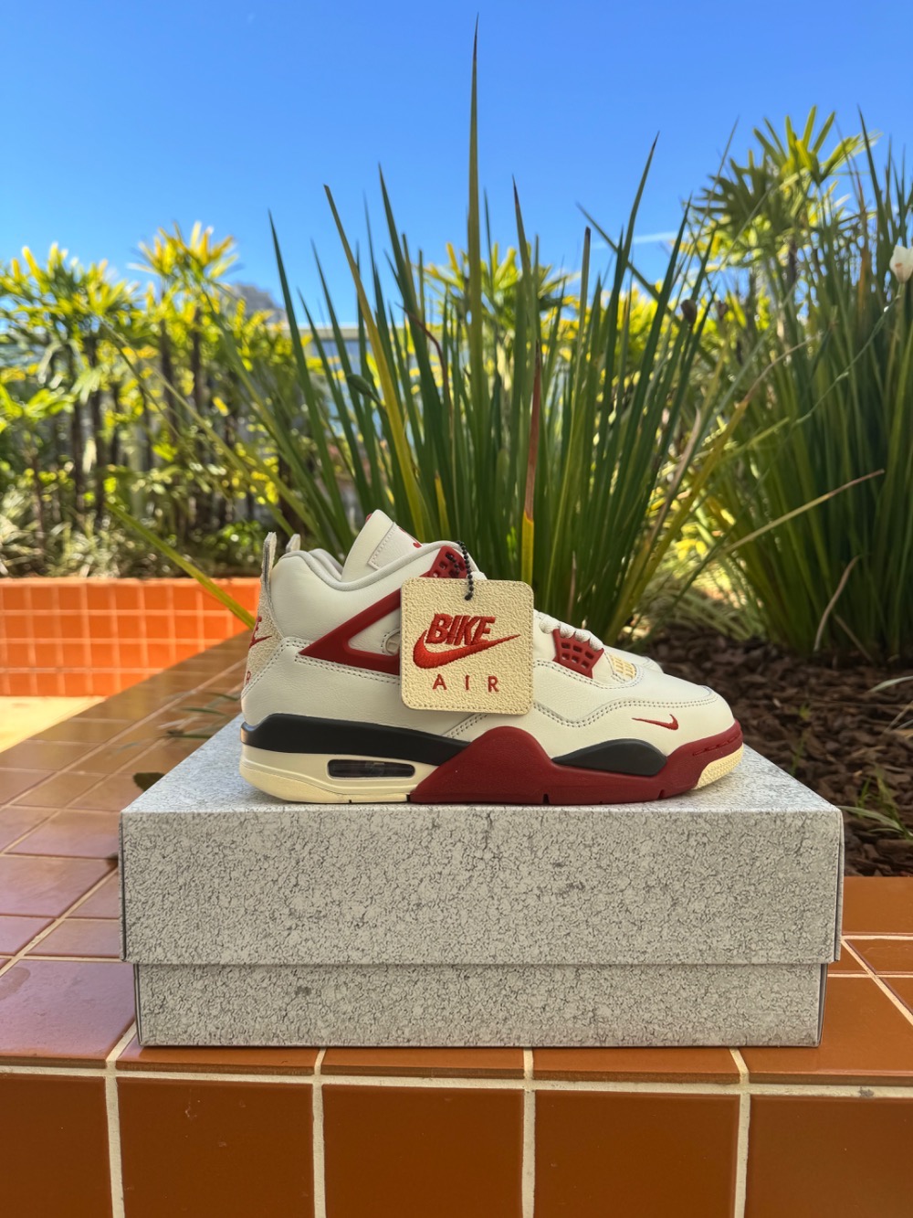 Nigel Sylvester x Air Jordan 4 Brick After Brick — 38, Novo