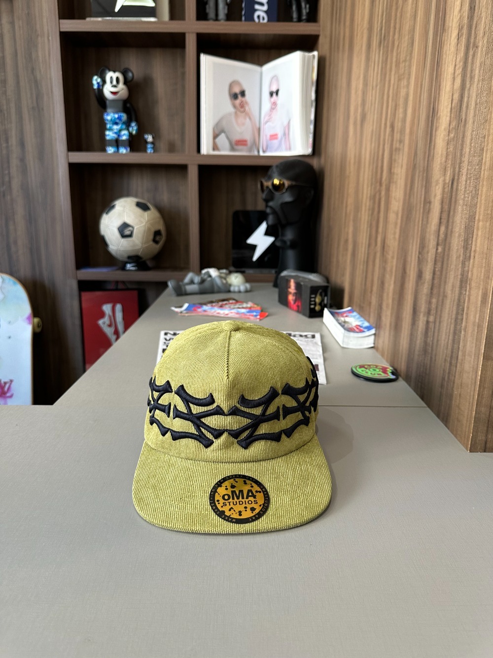 Boné oMA Studios NY NY Crown Corduroy Hat Green Black — Único, Novo