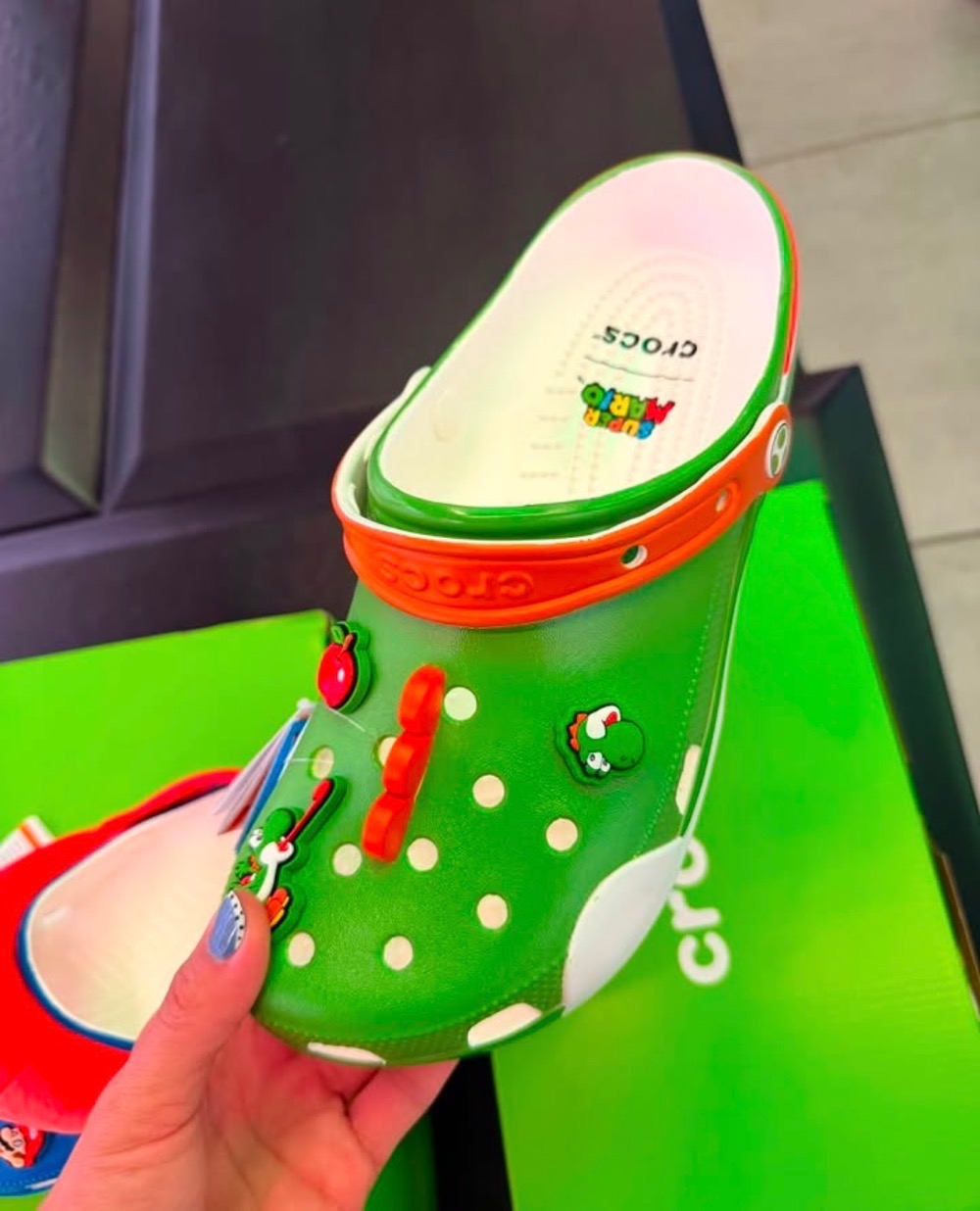 Super Mario x Crocs Classic Clog Yoshi Green — 38, Novo