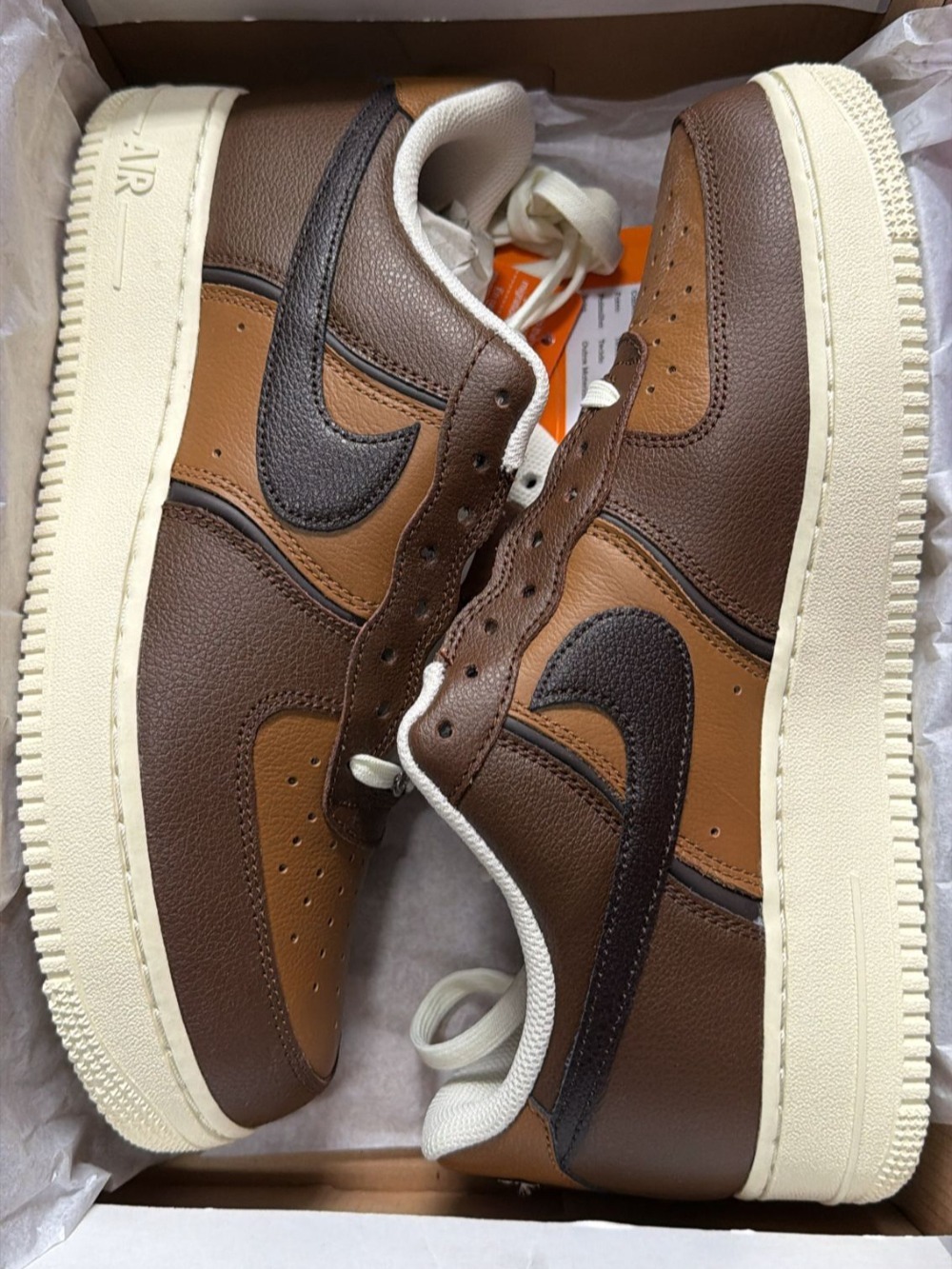 Nike Air Force 1 '07 LV8 Cacao Wow Light British Tan Soft Pearl Velvet Brow — 39 / 40 / 41 / 42, Novo