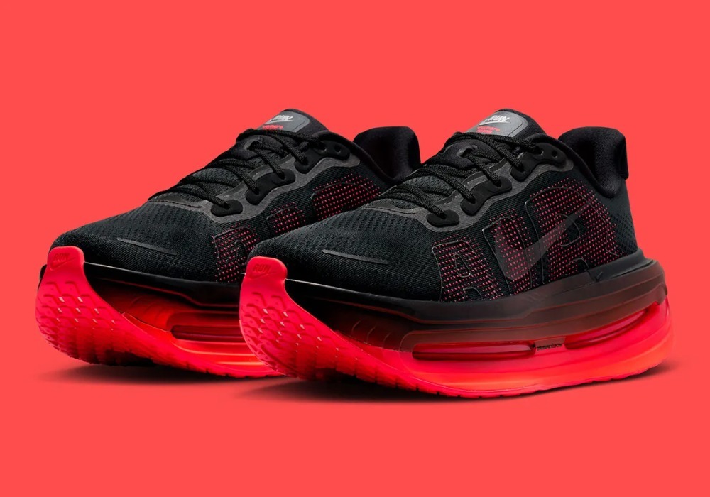 Nike Vomero Premium Black Bright Crimson — 42, Novo