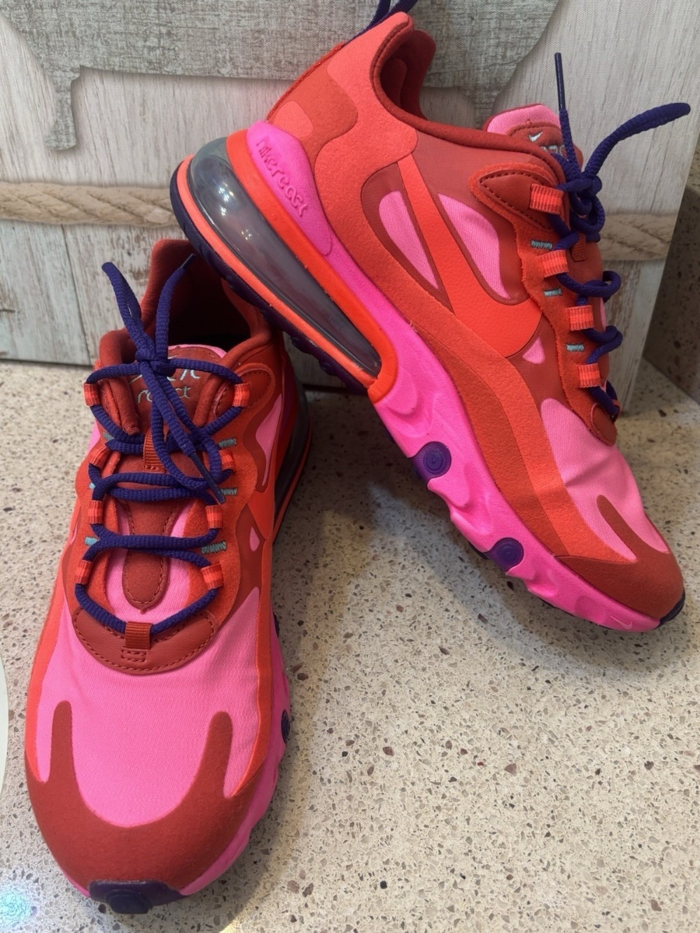 Nike Air Max 270 React Mystic Red Pink Blast Feminino — 42.5, Novo