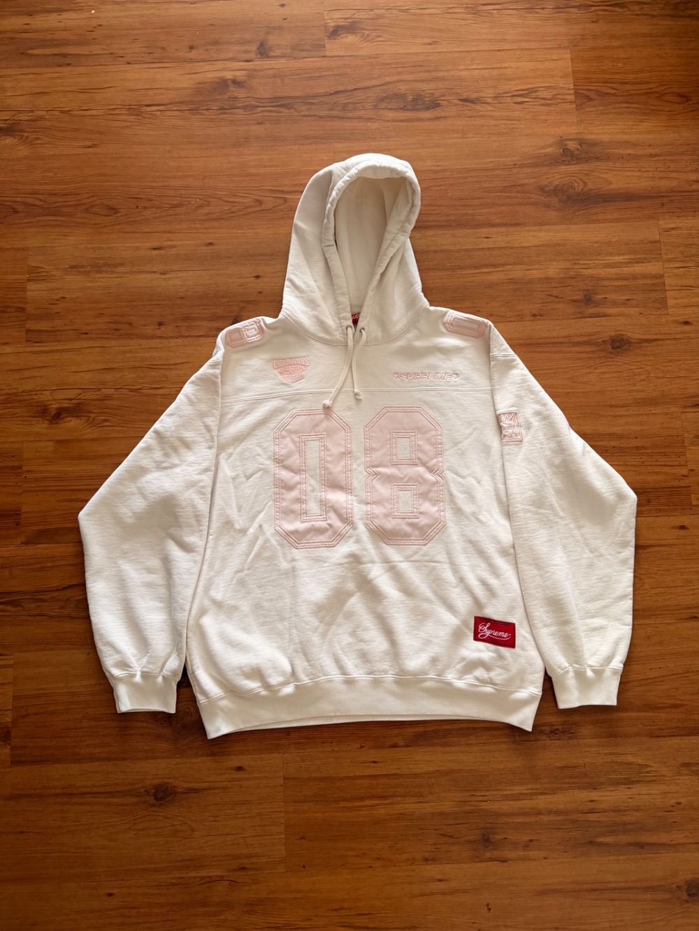 Moletom Supreme Football Jersey White SS26-W18 — XG, Novo