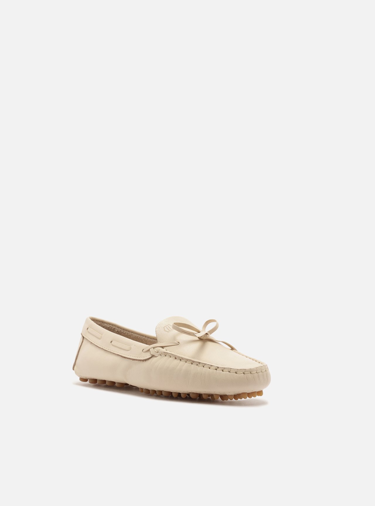 Foto 2 de Mocassim Off-White Couro Sola Emborrachada Retrô