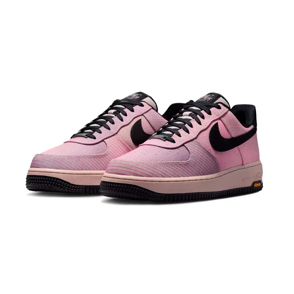 Nike Air Force 1 Low LX Vibram Silt Red Black — 43, Novo