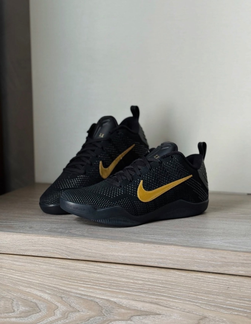 Nike Kobe 11 Elite Protro Black Metallic Gold — 41, Novo
