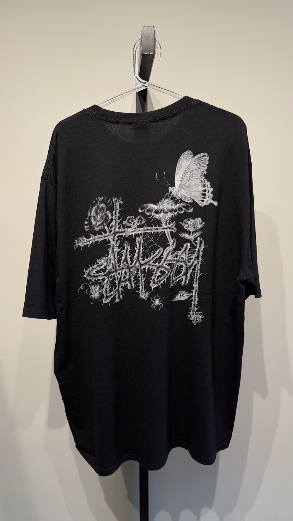 Camiseta Stussy In Bloom Black — XG, Novo