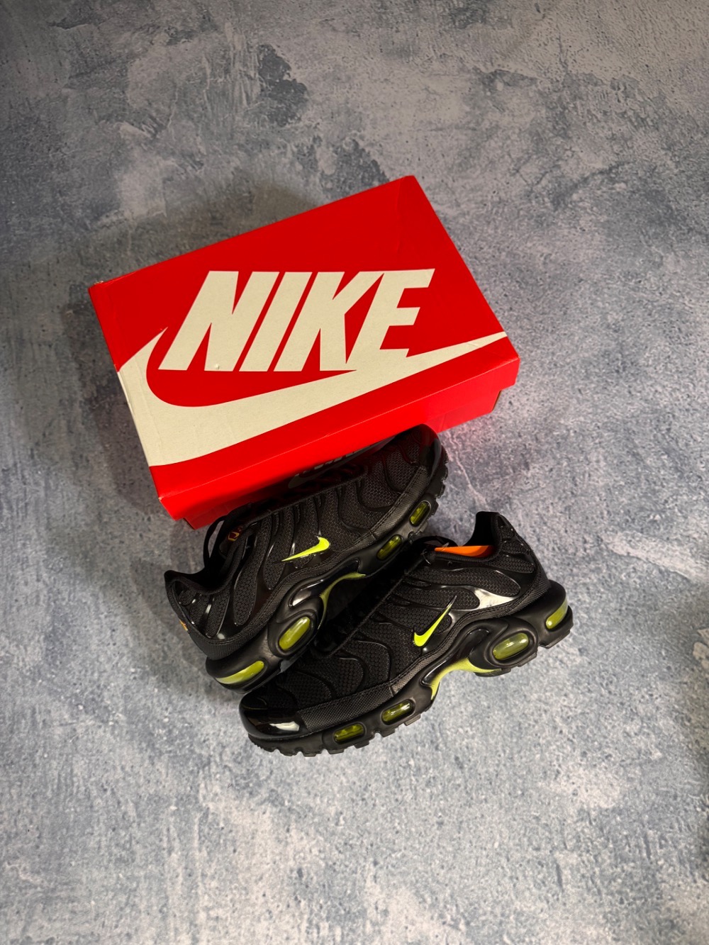 Nike Air Max Plus Black Green — 41, Novo