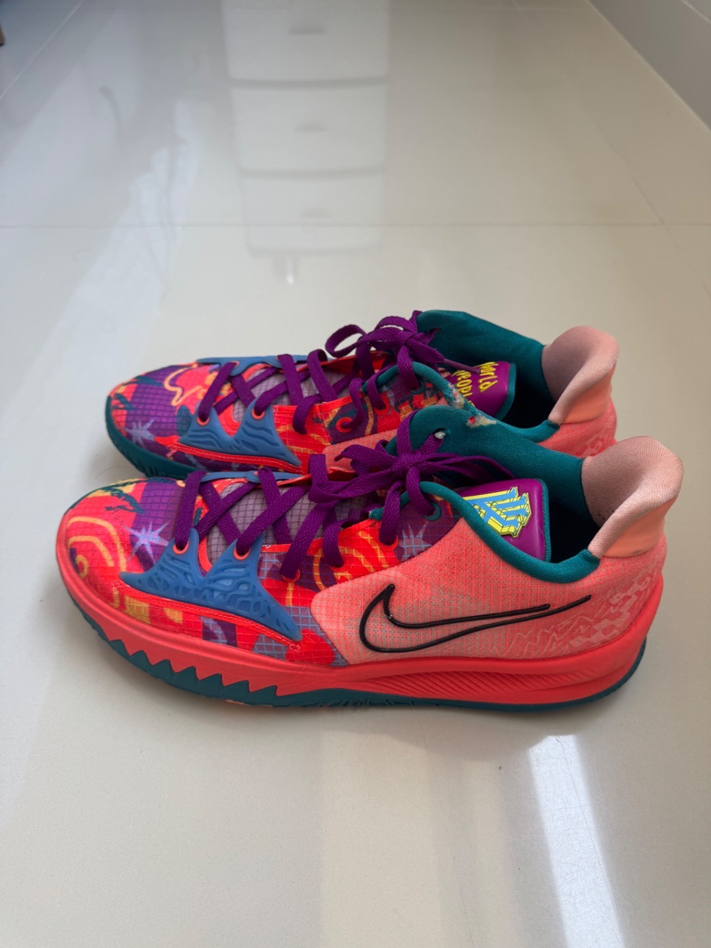 Nike Kyrie 4 Low Pale Coral — 46, Usado