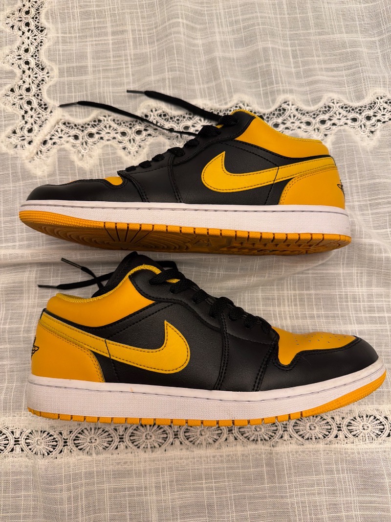Foto 2 de Air Jordan 1 Low Yellow Ochre — 41 / 42, Usado