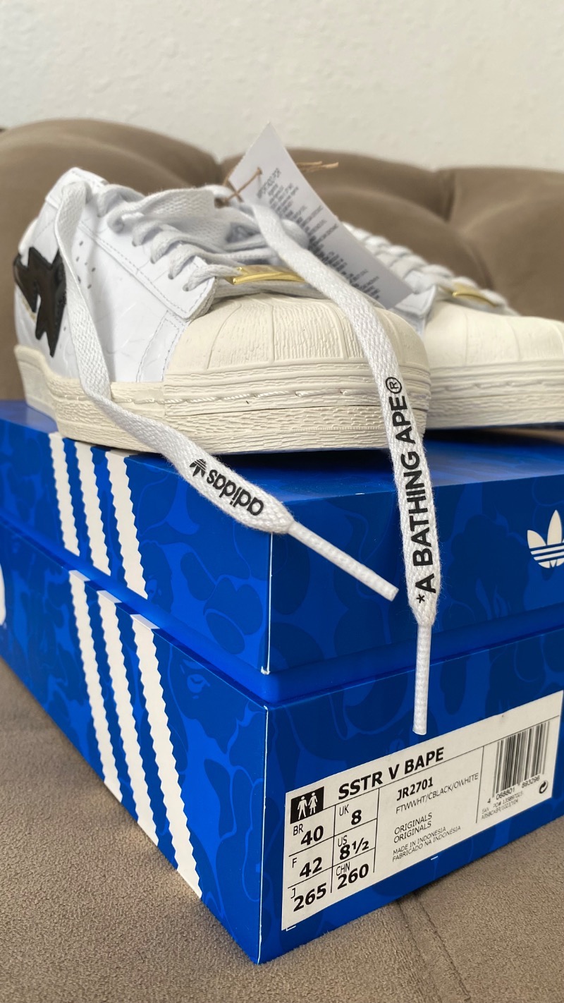 Foto 2 de A Bathing Ape BAPE x adidas Superstar White — 40, Novo