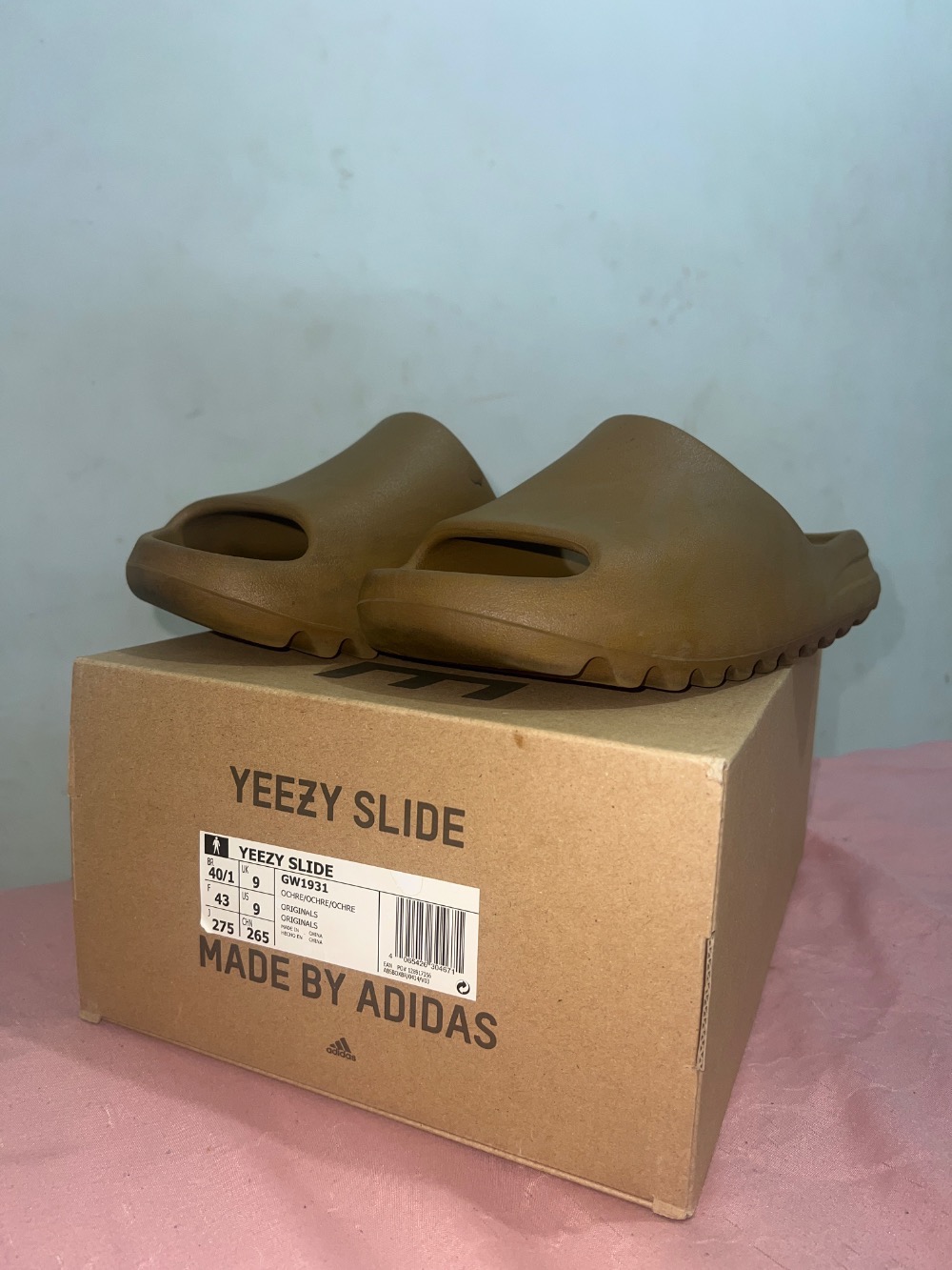 Yeezy Slide Ochre — 40, Usado