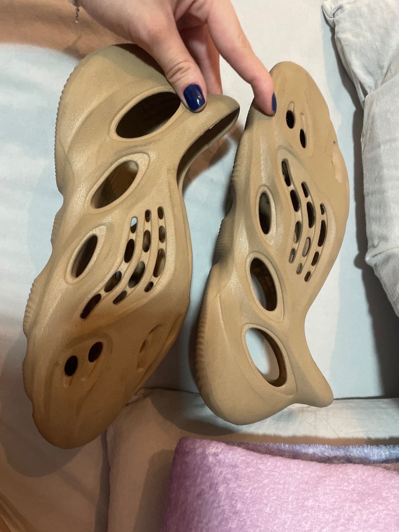 Foto 3 de Yeezy Foam Runner Clay Taupe — 38, Usado