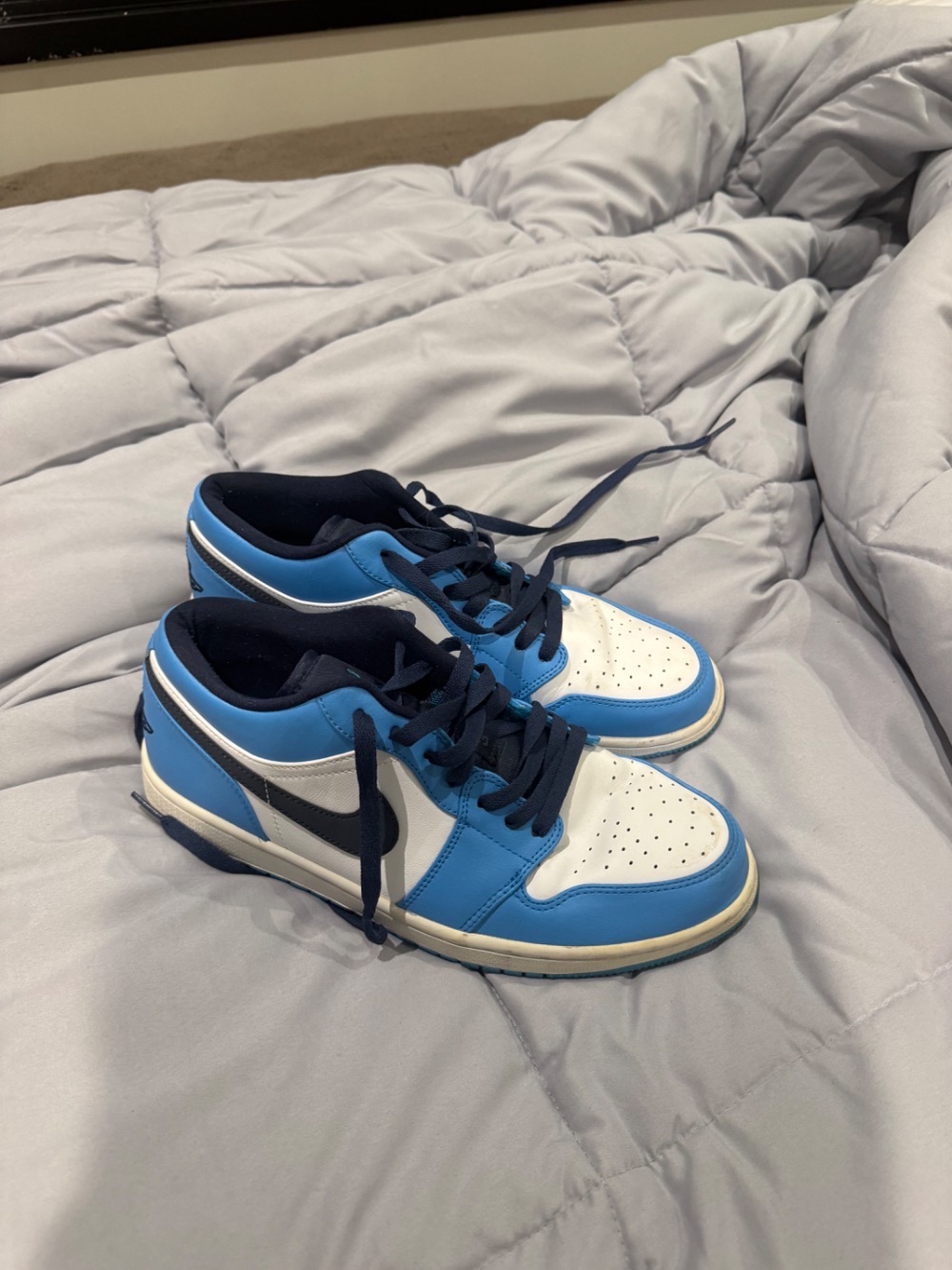 Air Jordan 1 Low Sail Blue Chill Hot Lava Blue Void — 42, Usado