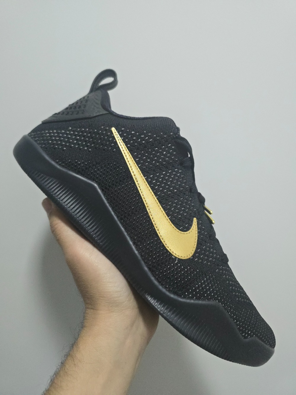 Nike Kobe 11 Elite Protro Black Metallic Gold — 43, Novo