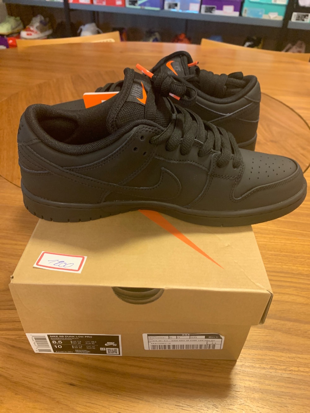 Nike SB Dunk Low Pro Triple Black — 40, Novo
