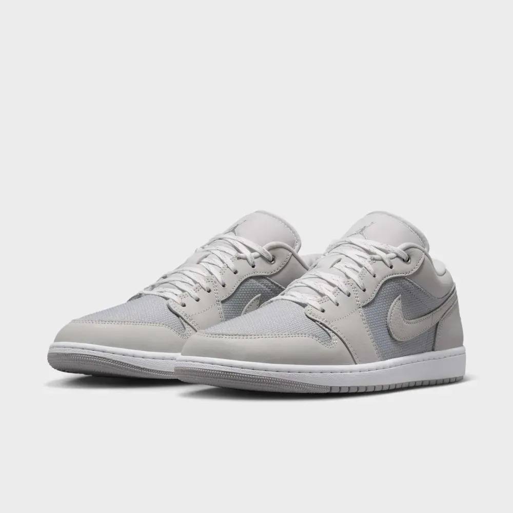 Air Jordan 1 Low SE Off White Soft Pearl — 41, Novo