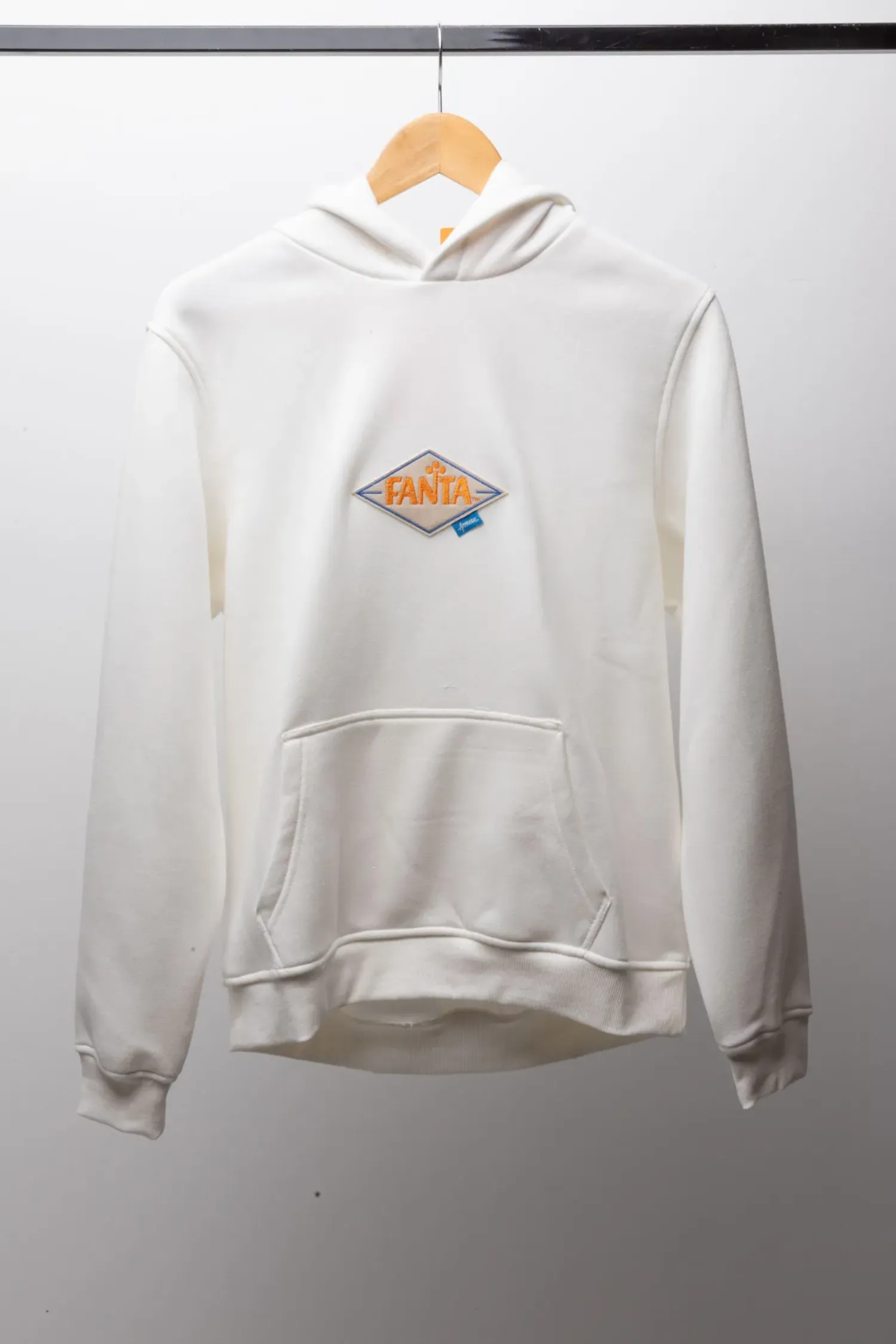 Fanta x Approve Moletom Oversized Basic White — P / M / G / XG, Novo