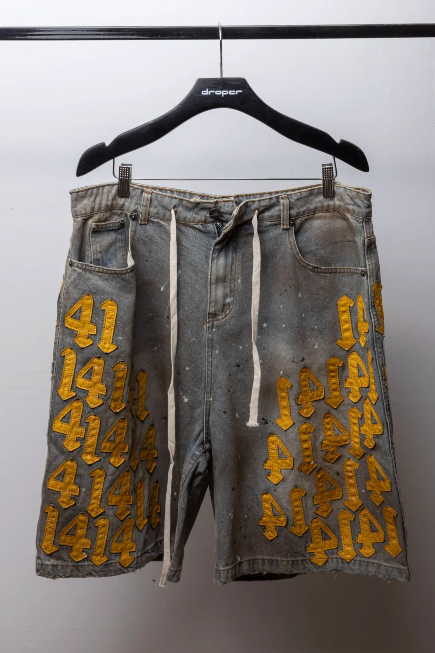 Jorts Vale Lives Forever Charm Yellow — 44, Novo