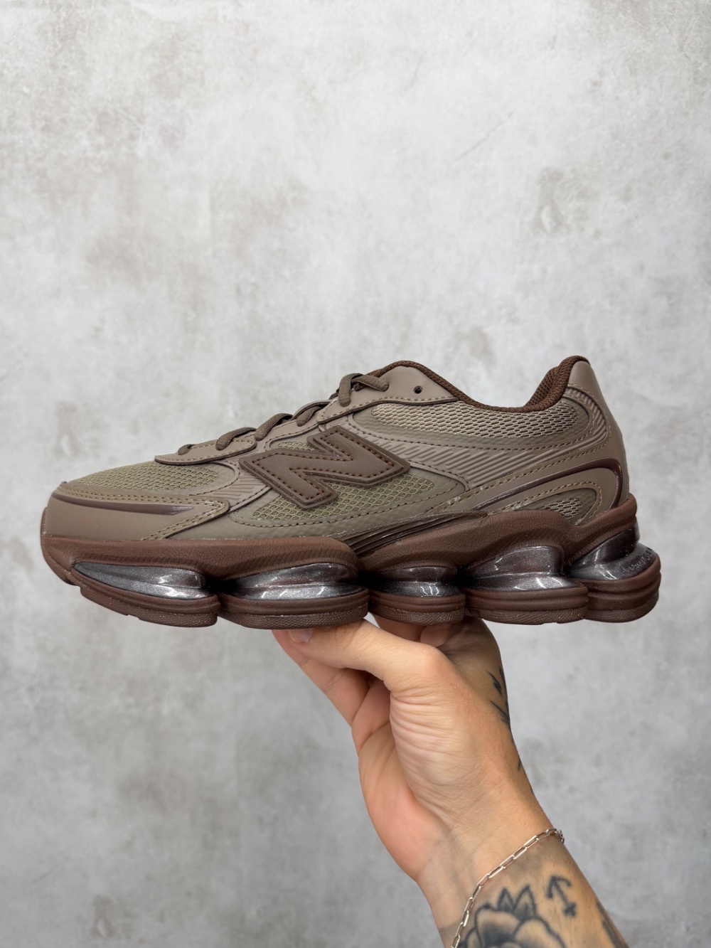 New Balance 2000 Thunder Brown — 35 / 36 / 37 / 38 / 39 / 40 / 41 / 42, Novo