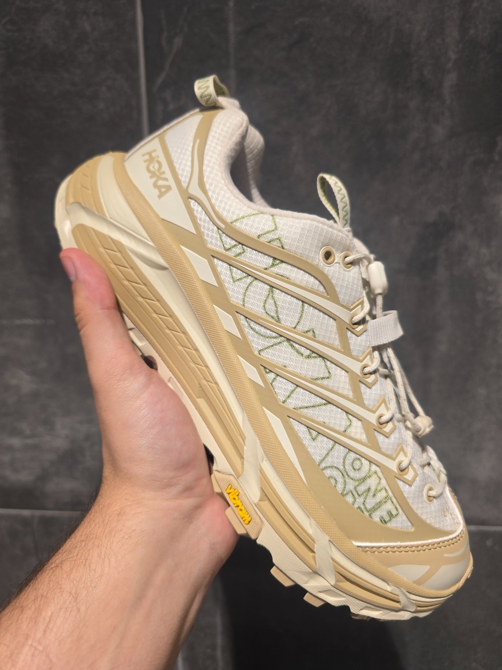 Hoka Mafate Three2 Wordmark Khaki Oatmilk — 41 / 42 / 43, Novo